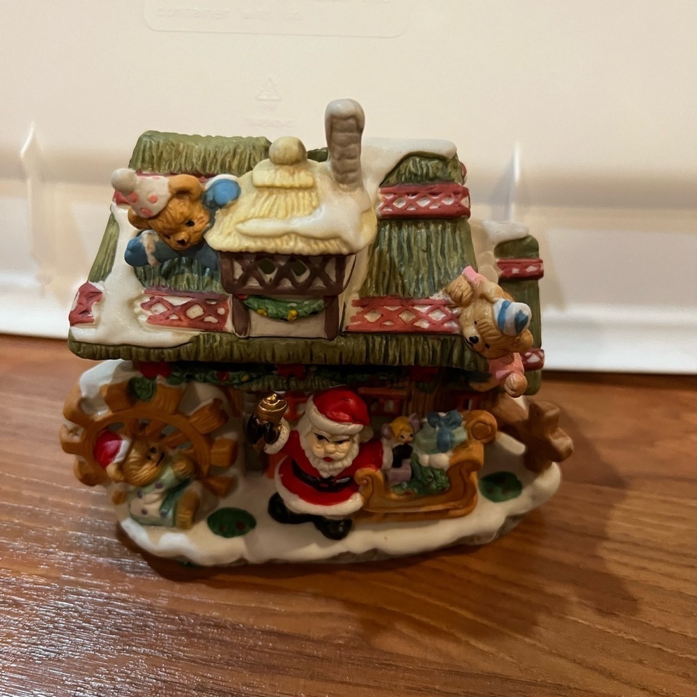 Vintage Christmas Candle Holder - Picture 11 of 14